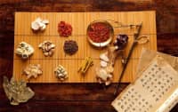 告別亞健康！艾灸、理療、推拿······中醫(yī)調(diào)理體質(zhì)療法都在這里！